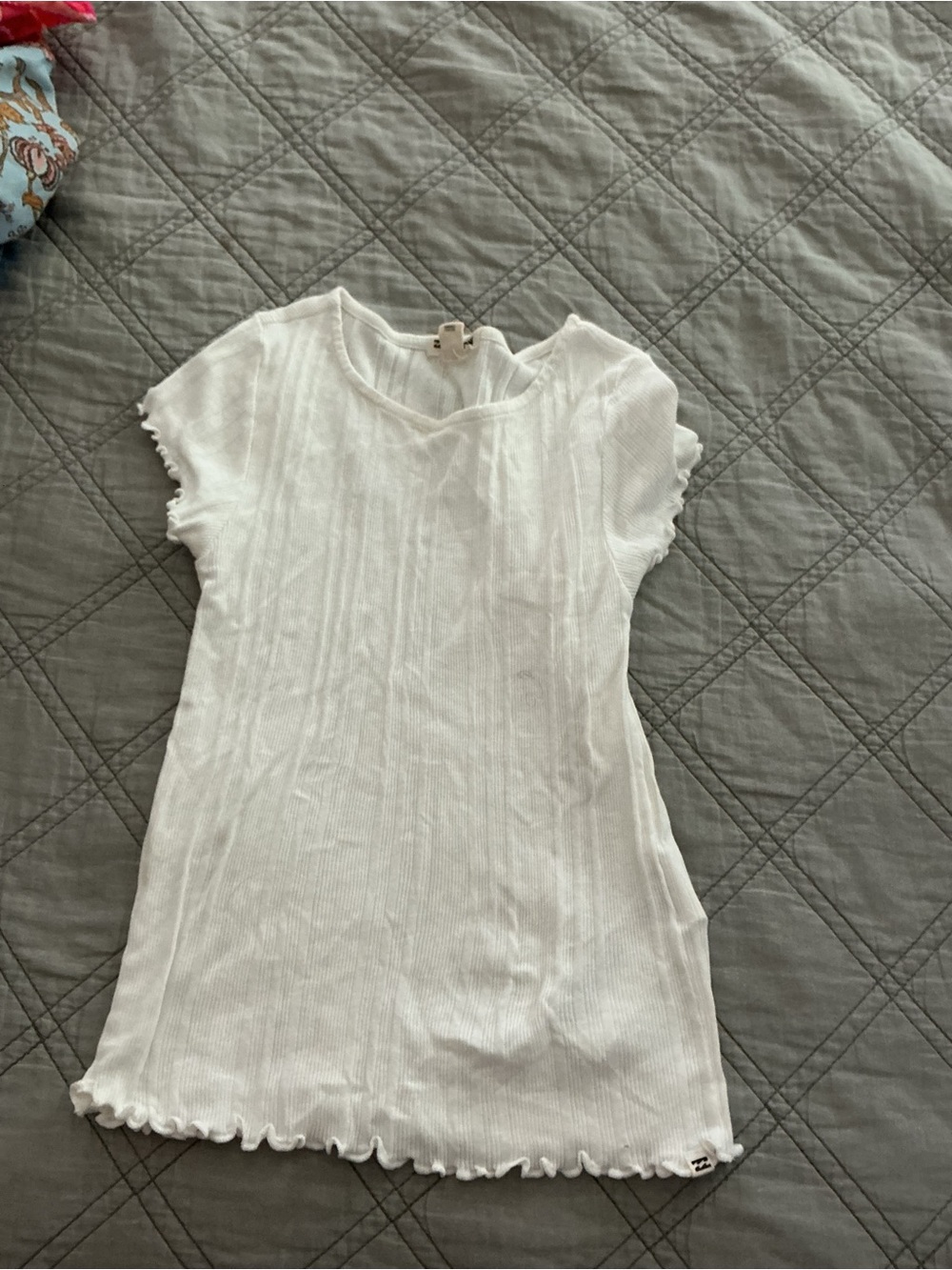 Billabong White Ribbed Short-Sleeve Tunic Top